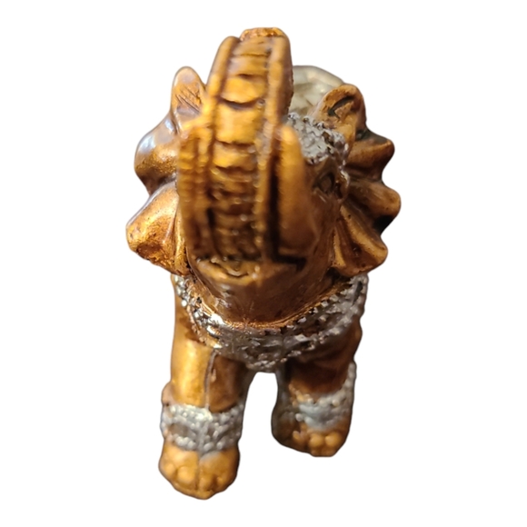 Small Indian Elephant Golden Resin Feng Shui Lucky Boho Figurine 2.5" Marked #4 - Picture 4 of 11